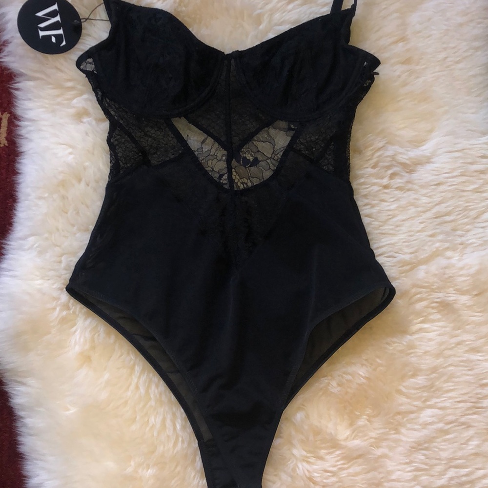 White fox boutique just like honey lace bodysuit